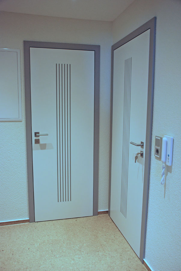 Garderobe und Zimmertüren